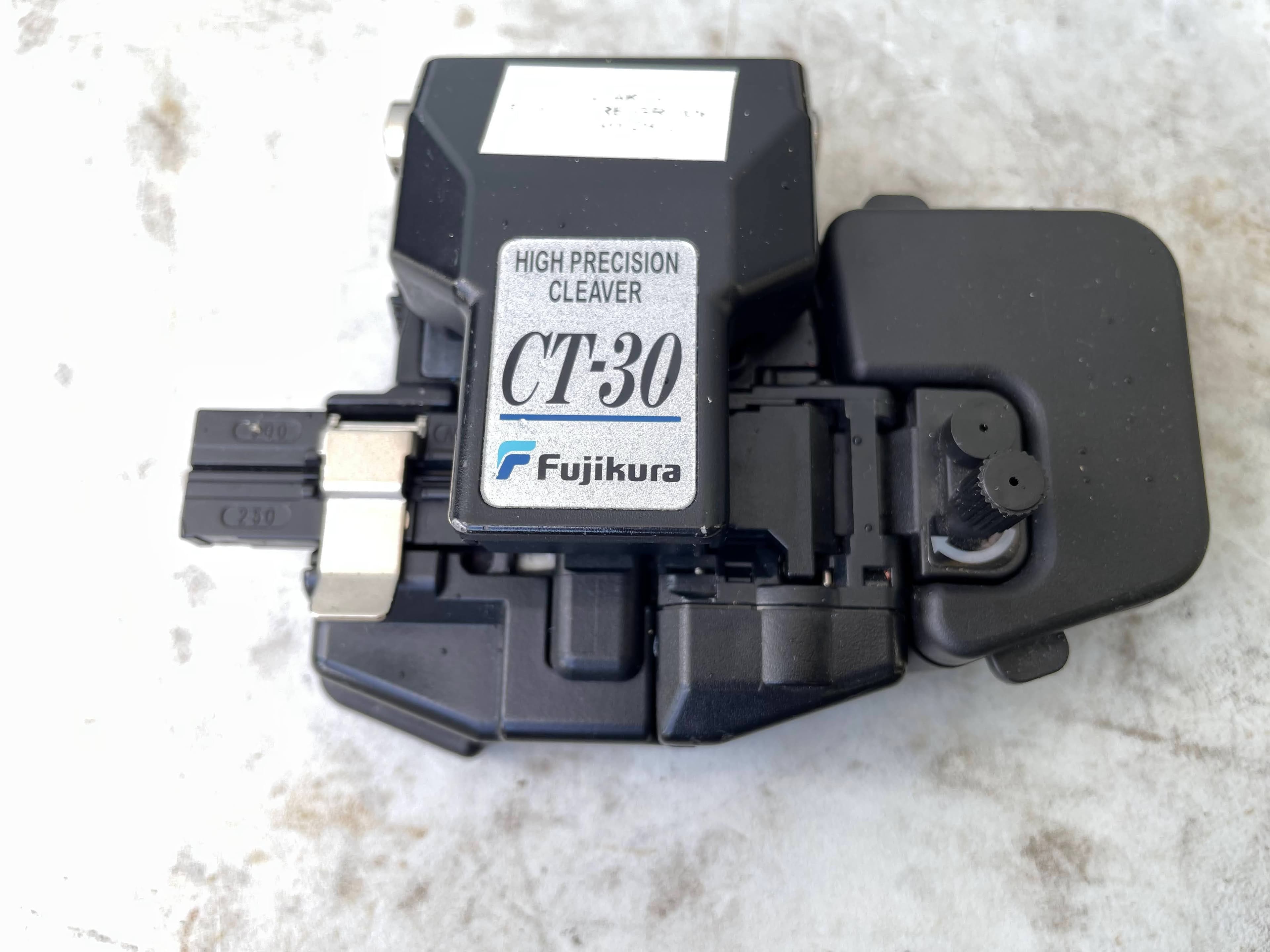 CT-30A Fiber Cleaver